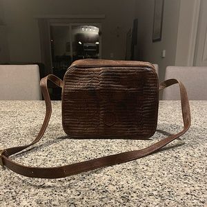 VINTAGE FENDI QUILTED LEATHER BAG LOGO FRONT